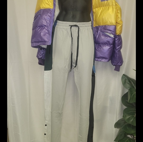 Vie+Riche Paris Men’s Jogger Pants MSRP $98/Sizes various/multicolor/NWT.